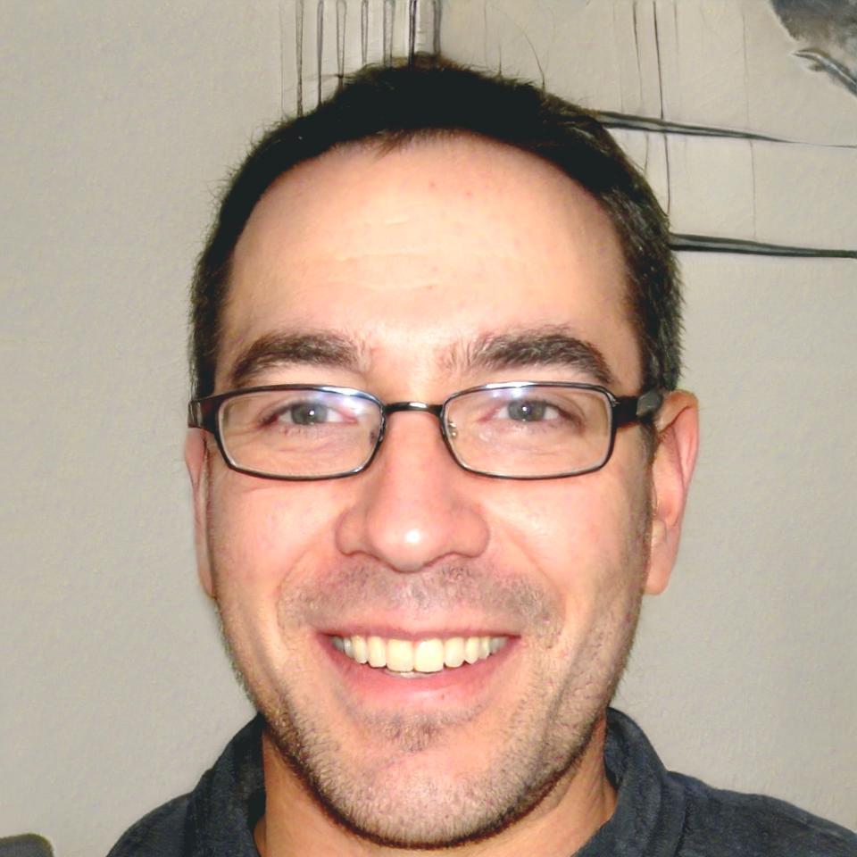 Severin Waldmann, Senior Finanzanalyst bei bravionelux